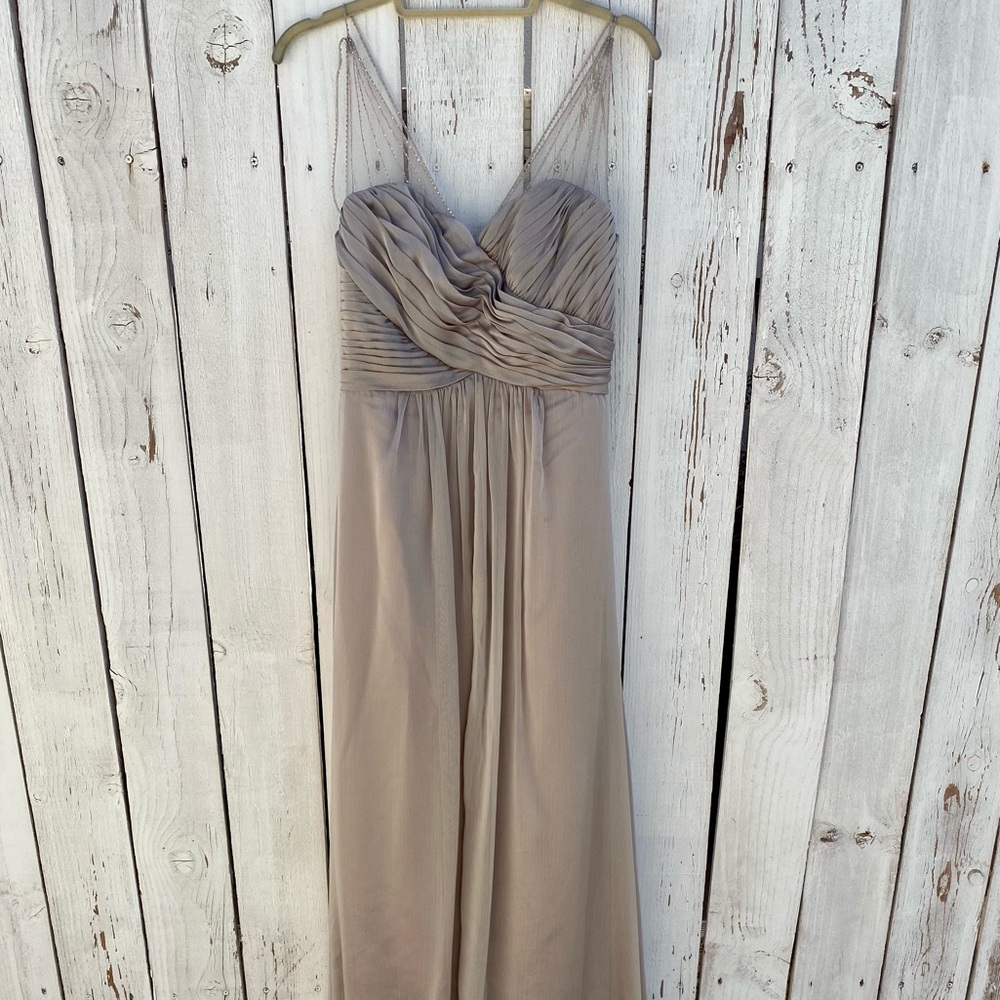 Belsolie Tiffany chiffon long v-neck Bridesmaid Dress size 10.  Great condition